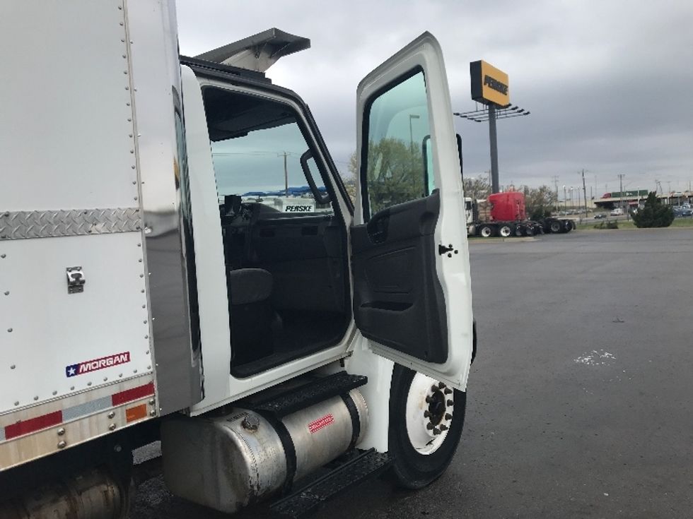 Refrigerated Truck-Light and Medium Duty Trucks-International-2020-MV607-Oklahoma City-OK-208,147\n\t\tmiles-$ 51,750 - Image 18