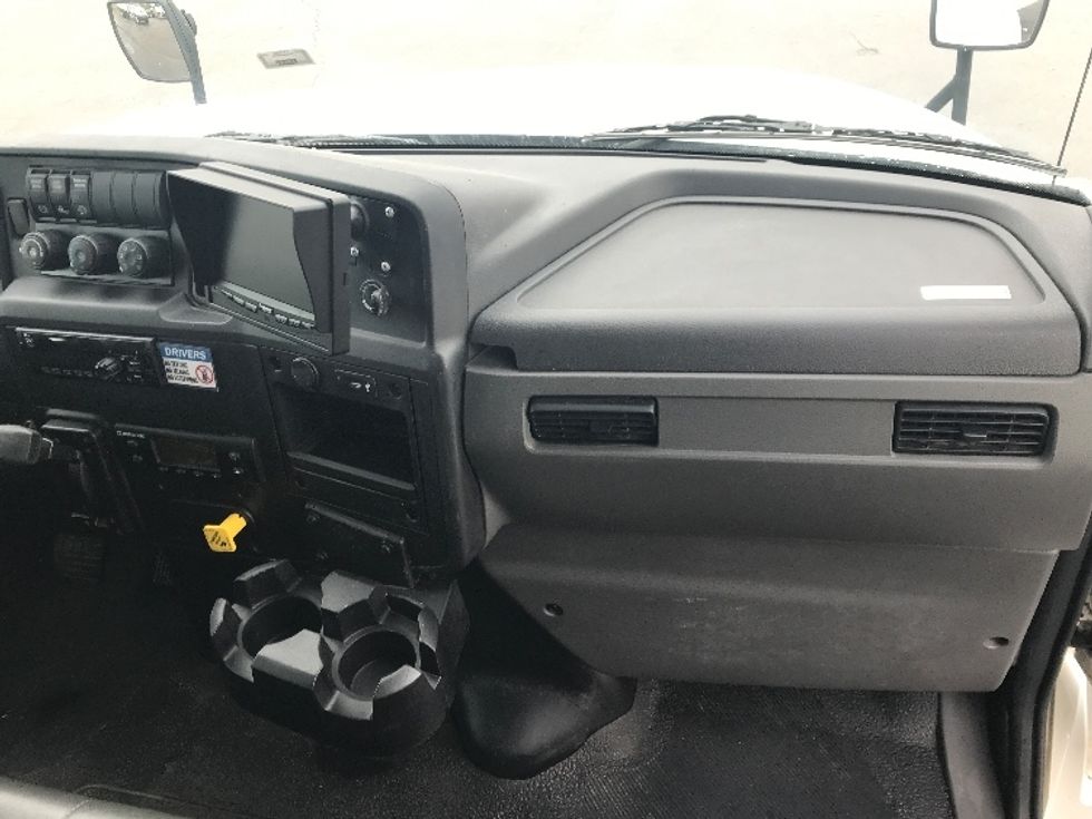 Refrigerated Truck-Light and Medium Duty Trucks-International-2020-MV607-Oklahoma City-OK-208,147\n\t\tmiles-$ 51,750 - Image 19