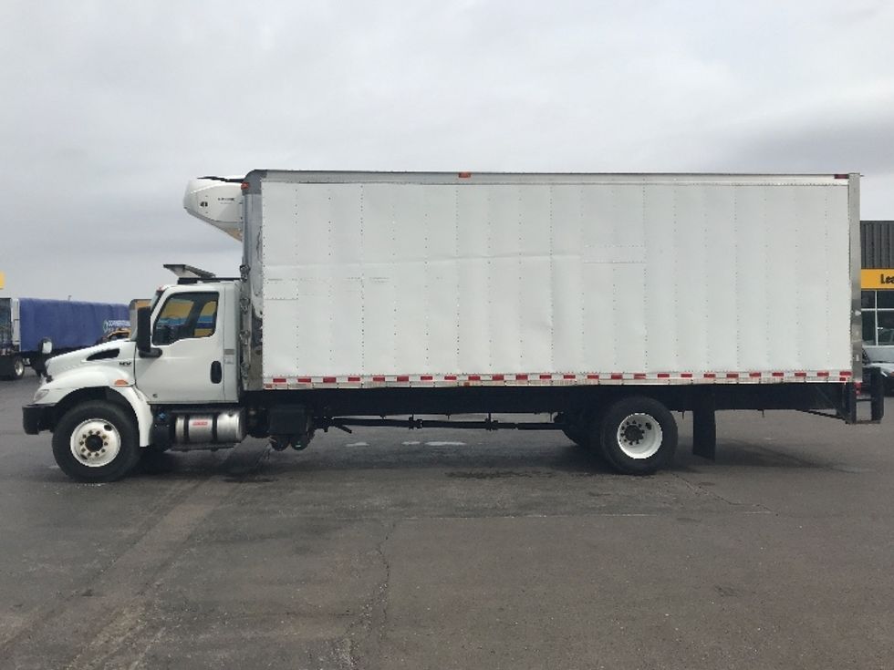 Refrigerated Truck-Light and Medium Duty Trucks-International-2020-MV607-Oklahoma City-OK-208,147\n\t\tmiles-$ 51,750 - Image 4