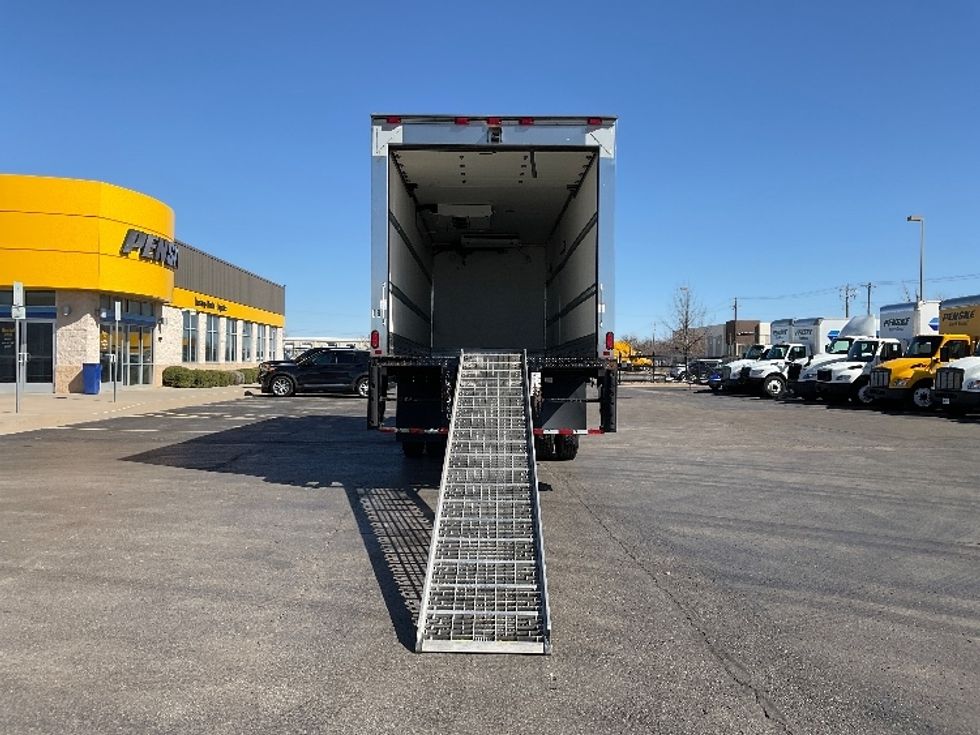 Refrigerated Truck-Light and Medium Duty Trucks-International-2020-MV607-Oklahoma City-OK-209,597\n\t\tmiles-$ 55,750 - Image 9