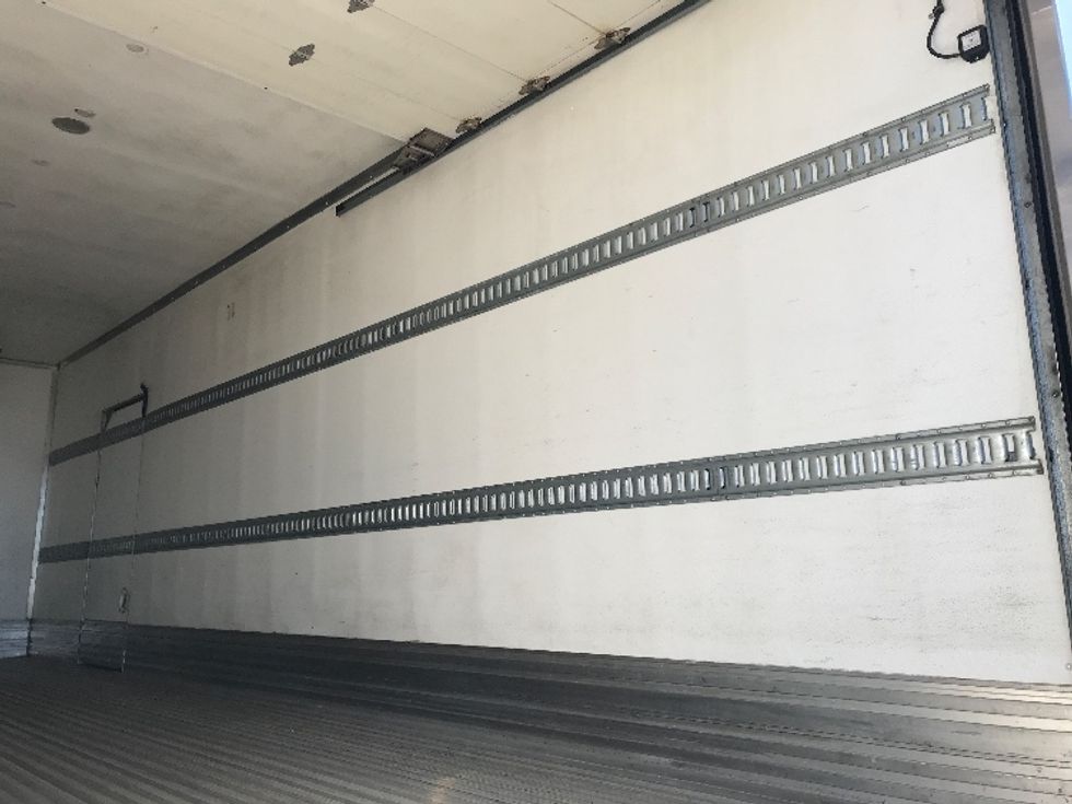 Refrigerated Truck-Light and Medium Duty Trucks-International-2020-MV607-Oklahoma City-OK-232,509\n\t\tmiles-$ 49,000 - Image 11