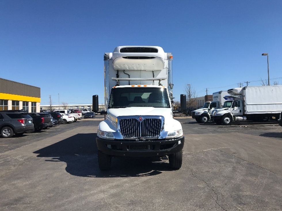 Refrigerated Truck-Light and Medium Duty Trucks-International-2020-MV607-Oklahoma City-OK-232,509\n\t\tmiles-$ 49,000 - Image 2