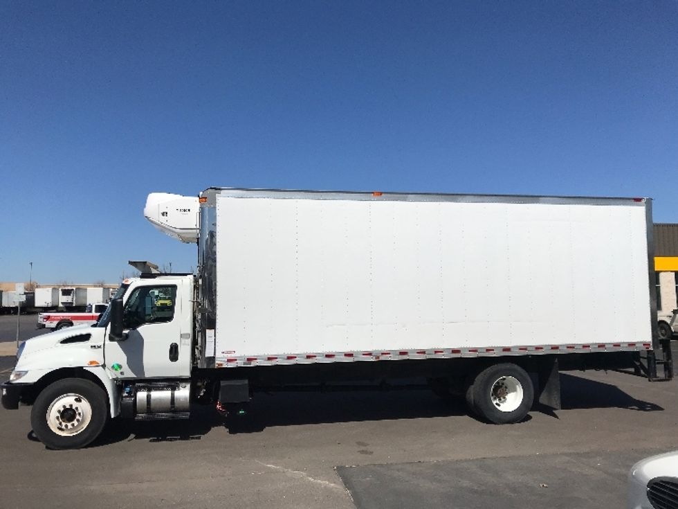 Refrigerated Truck-Light and Medium Duty Trucks-International-2020-MV607-Oklahoma City-OK-232,509\n\t\tmiles-$ 49,000 - Image 4
