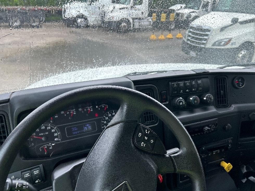 Refrigerated Truck-Light and Medium Duty Trucks-International-2020-MV607-Orlando-FL-205,277\n\t\tmiles-$ 58,250 - Image 17