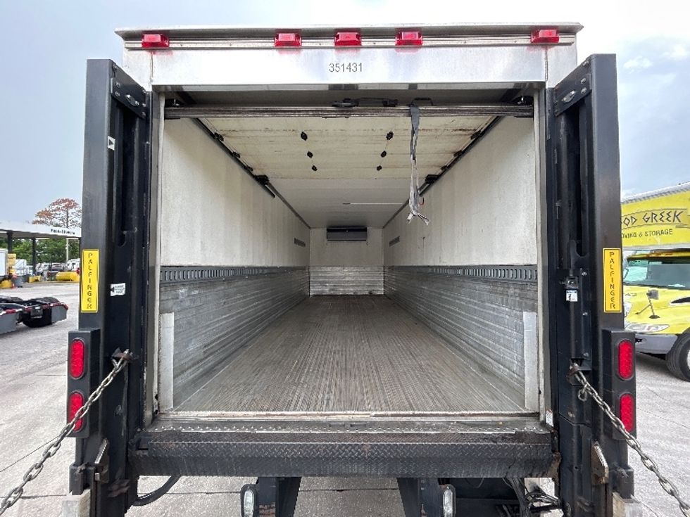 Refrigerated Truck-Light and Medium Duty Trucks-International-2020-MV607-Orlando-FL-205,277\n\t\tmiles-$ 58,250 - Image 8