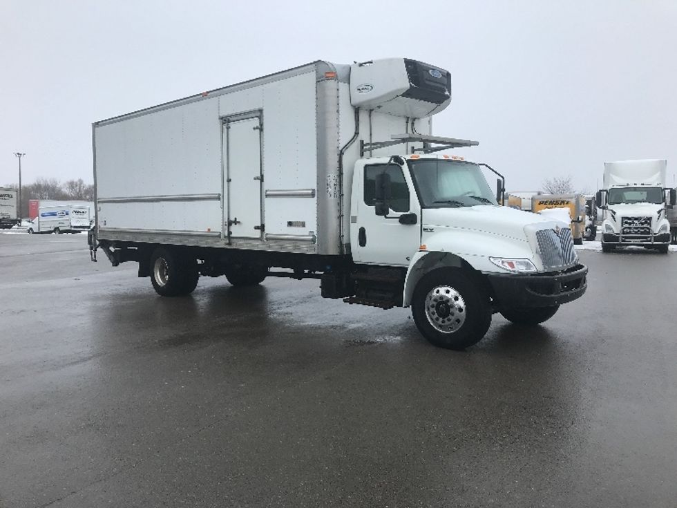 Refrigerated Truck-Light and Medium Duty Trucks-International-2020-MV607-Oshawa-ON-246,487\n\t\tkm-$ 67,750 - Image 1