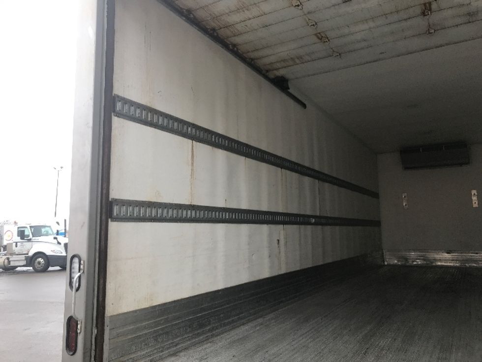 Refrigerated Truck-Light and Medium Duty Trucks-International-2020-MV607-Oshawa-ON-246,487\n\t\tkm-$ 67,750 - Image 11