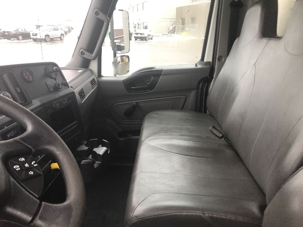 Refrigerated Truck-Light and Medium Duty Trucks-International-2020-MV607-Oshawa-ON-246,487\n\t\tkm-$ 67,750 - Image 19