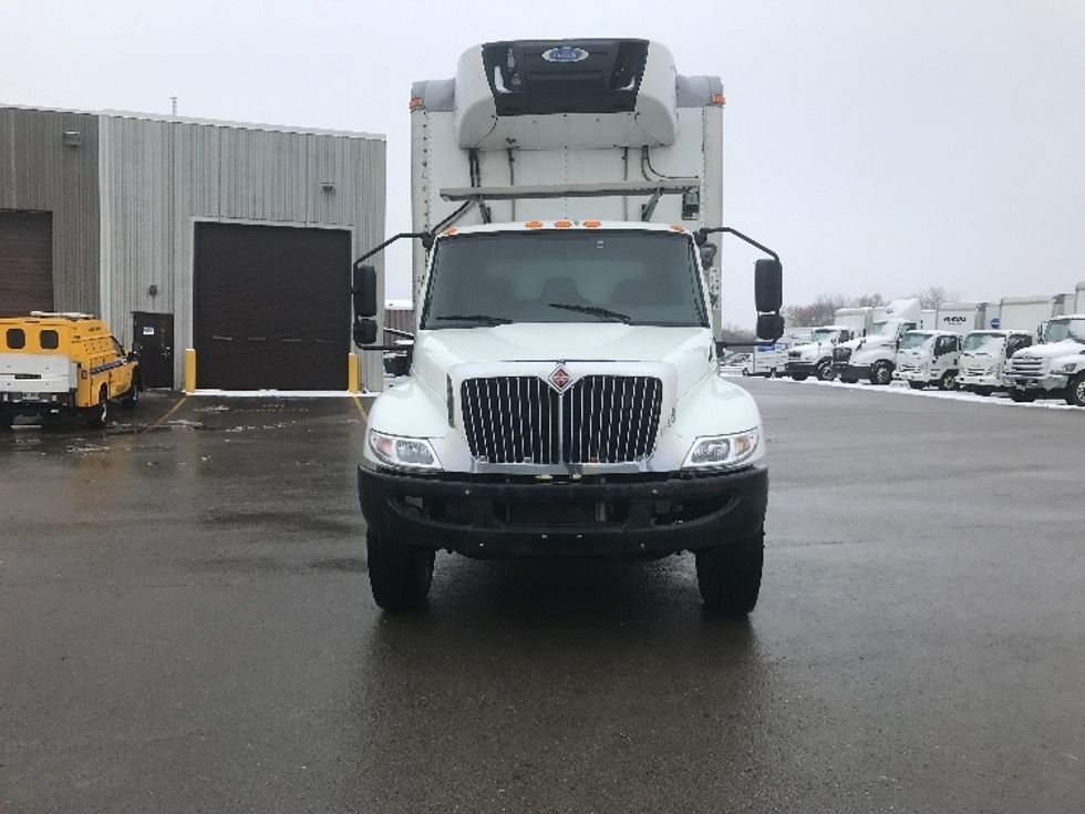 Refrigerated Truck-Light and Medium Duty Trucks-International-2020-MV607-Oshawa-ON-246,487\n\t\tkm-$ 67,750 - Image 2