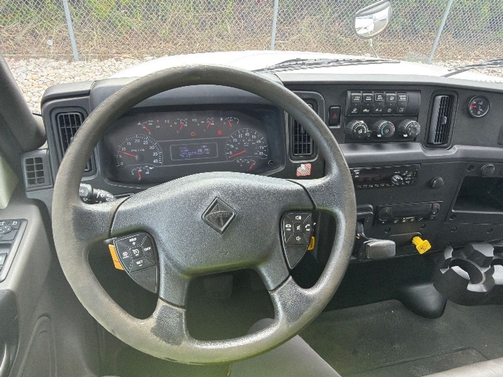 Refrigerated Truck-Light and Medium Duty Trucks-International-2020-MV607-Parsippany-NJ-147,510\n\t\tmiles-$ 62,250 - Image 17