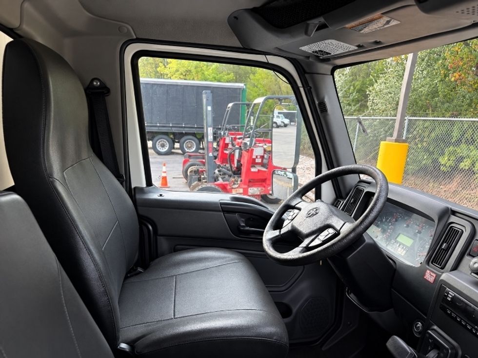 Refrigerated Truck-Light and Medium Duty Trucks-International-2020-MV607-Parsippany-NJ-147,510\n\t\tmiles-$ 62,250 - Image 22
