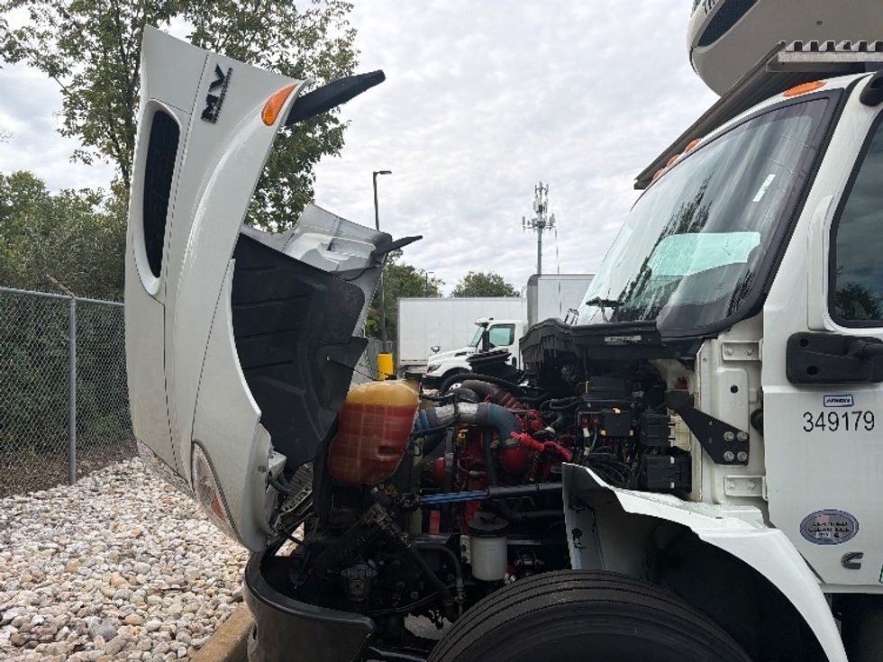 Refrigerated Truck-Light and Medium Duty Trucks-International-2020-MV607-Parsippany-NJ-147,510\n\t\tmiles-$ 62,250 - Image 24