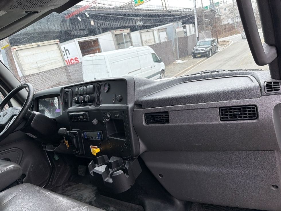 Refrigerated Truck-Light and Medium Duty Trucks-International-2020-MV607-Parsippany-NJ-166,521\n\t\tmiles-$ 52,000 - Image 21