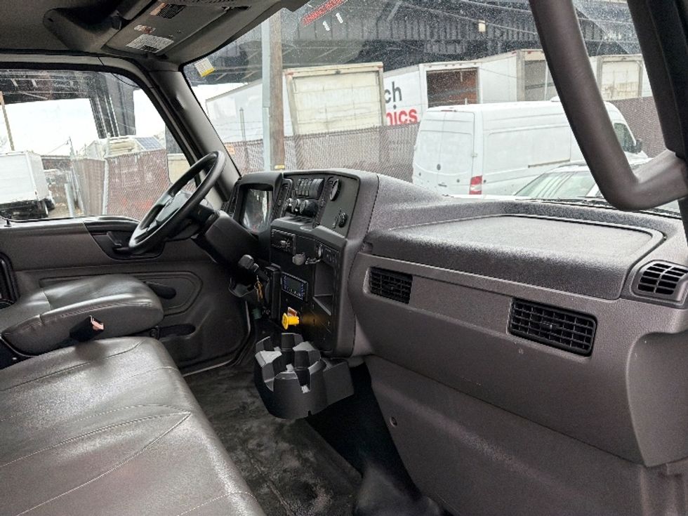 Refrigerated Truck-Light and Medium Duty Trucks-International-2020-MV607-Parsippany-NJ-166,521\n\t\tmiles-$ 52,000 - Image 22