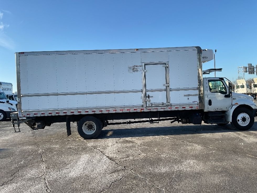 Refrigerated Truck-Light and Medium Duty Trucks-International-2020-MV607-Perrysburg-OH-189,102\n\t\tmiles-$ 51,000 - Image 15