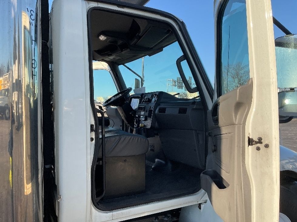 Refrigerated Truck-Light and Medium Duty Trucks-International-2020-MV607-Perrysburg-OH-189,102\n\t\tmiles-$ 51,000 - Image 20