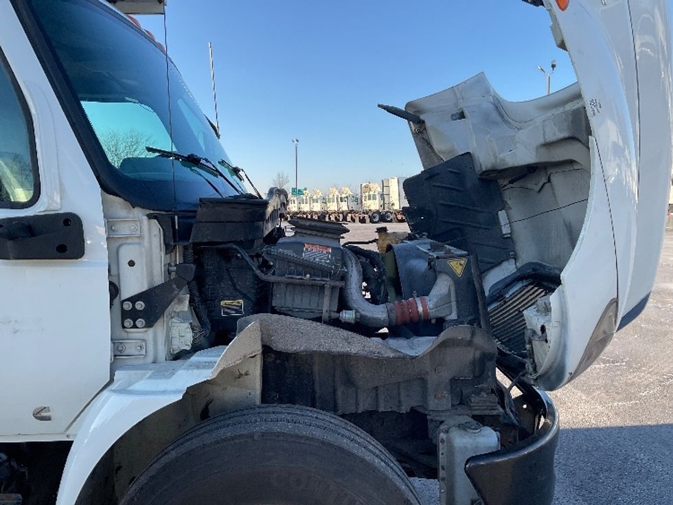 Refrigerated Truck-Light and Medium Duty Trucks-International-2020-MV607-Perrysburg-OH-189,102\n\t\tmiles-$ 51,000 - Image 24