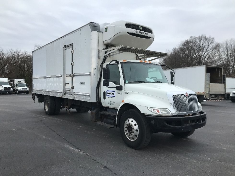 Refrigerated Truck-Light and Medium Duty Trucks-International-2020-MV607-Philadelphia-PA-156,098\n\t\tmiles-$ 57,000 - Image 1