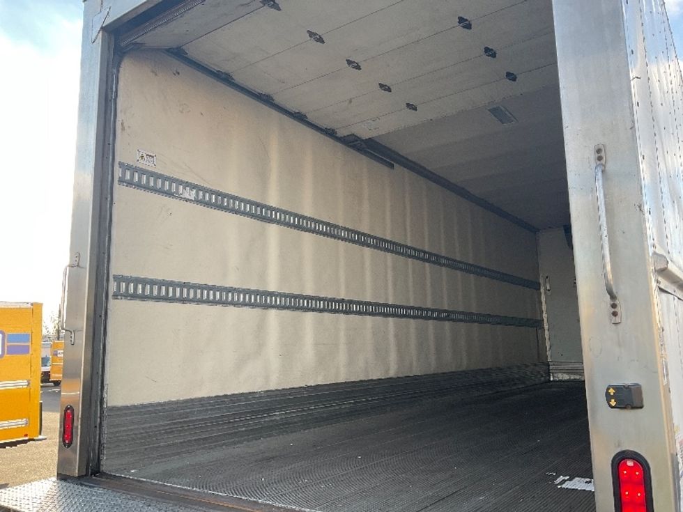 Refrigerated Truck-Light and Medium Duty Trucks-International-2020-MV607-Philadelphia-PA-158,396\n\t\tmiles-$ 57,750 - Image 11