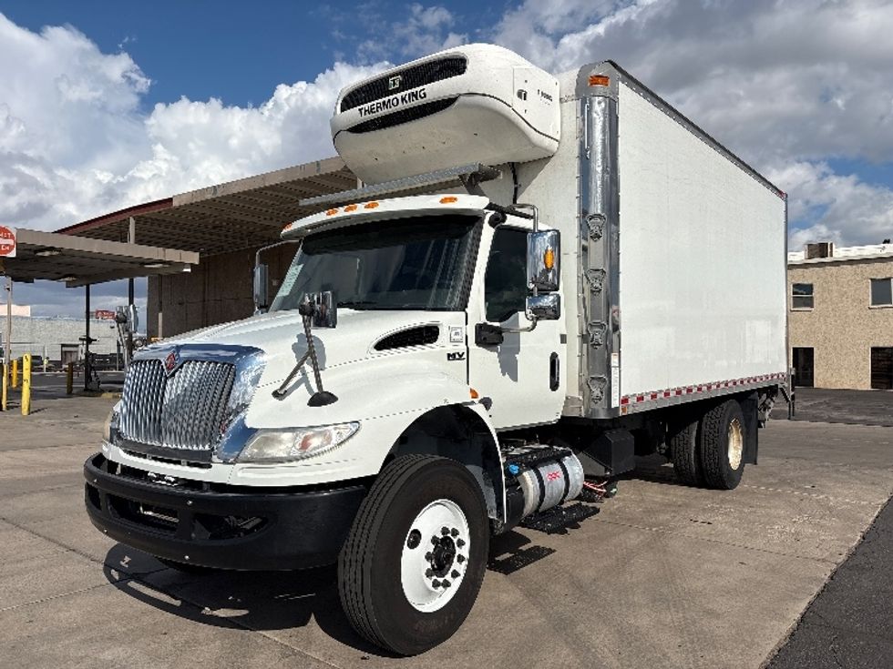 Refrigerated Truck-Light and Medium Duty Trucks-International-2020-MV607-Phoenix-AZ-157,867\n\t\tmiles-$ 51,500 - Image 3