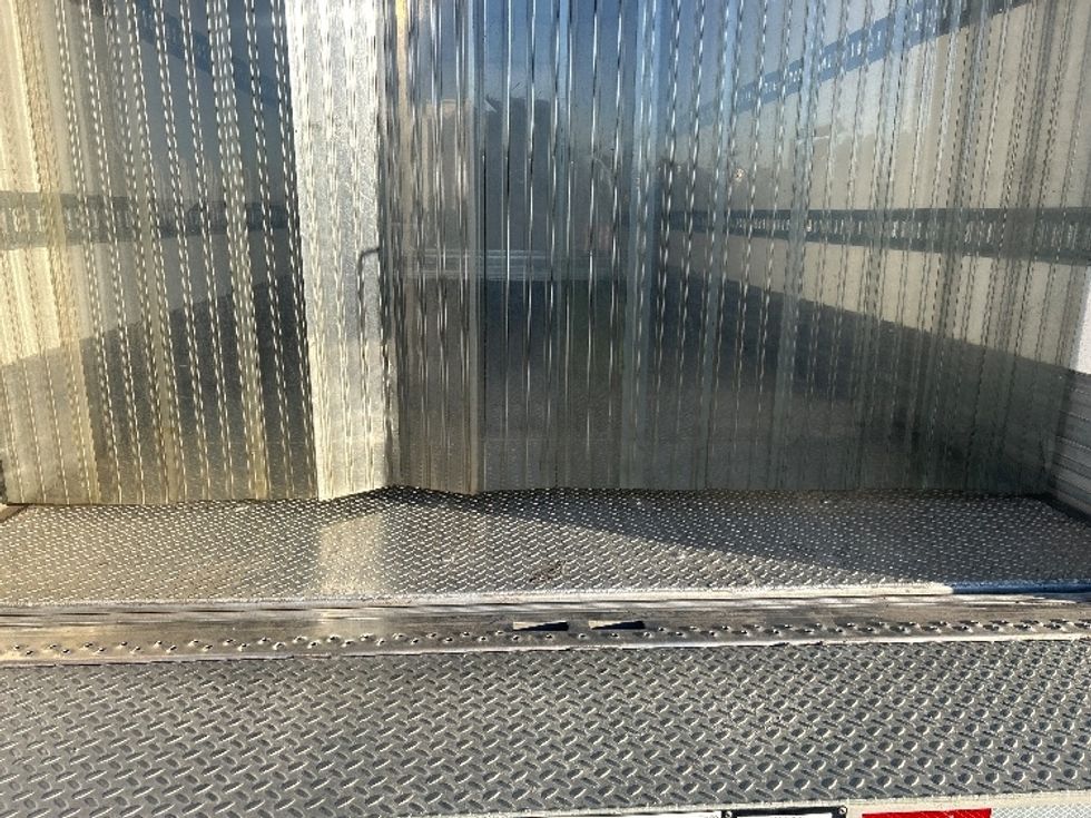 Refrigerated Truck-Light and Medium Duty Trucks-International-2020-MV607-Phoenix-AZ-159,167\n\t\tmiles-$ 62,250 - Image 10