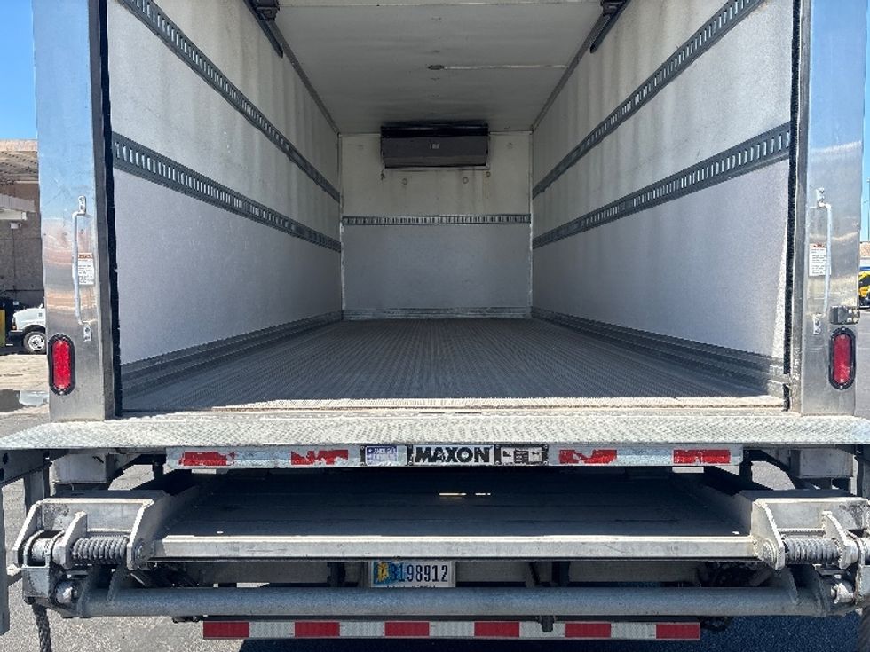 Refrigerated Truck-Light and Medium Duty Trucks-International-2020-MV607-Phoenix-AZ-165,587\n\t\tmiles-$ 48,750 - Image 10