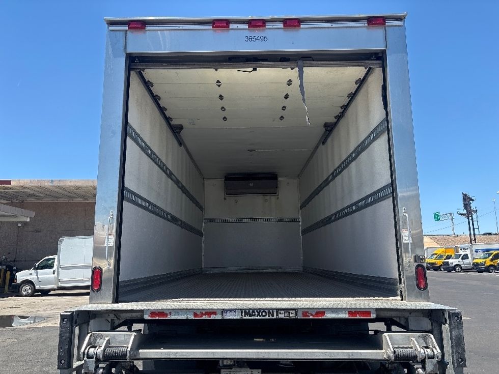 Refrigerated Truck-Light and Medium Duty Trucks-International-2020-MV607-Phoenix-AZ-165,587\n\t\tmiles-$ 48,750 - Image 8