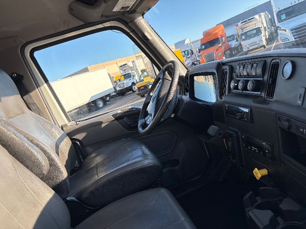 Refrigerated Truck-Light and Medium Duty Trucks-International-2020-MV607-Phoenix-AZ-190,171\n\t\tmiles-$ 57,250 - Image 22