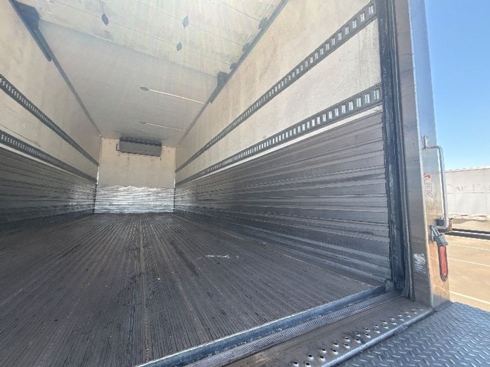 Refrigerated Truck-Light and Medium Duty Trucks-International-2020-MV607-Phoenix-AZ-195,929\n\t\tmiles-$ 56,250 - Image 12