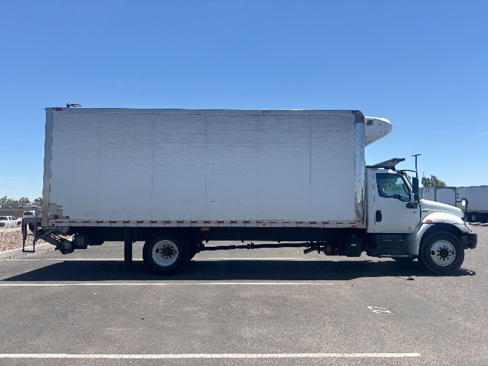 Refrigerated Truck-Light and Medium Duty Trucks-International-2020-MV607-Phoenix-AZ-195,929\n\t\tmiles-$ 56,250 - Image 15