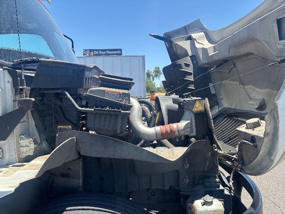 Refrigerated Truck-Light and Medium Duty Trucks-International-2020-MV607-Phoenix-AZ-195,929\n\t\tmiles-$ 56,250 - Image 23