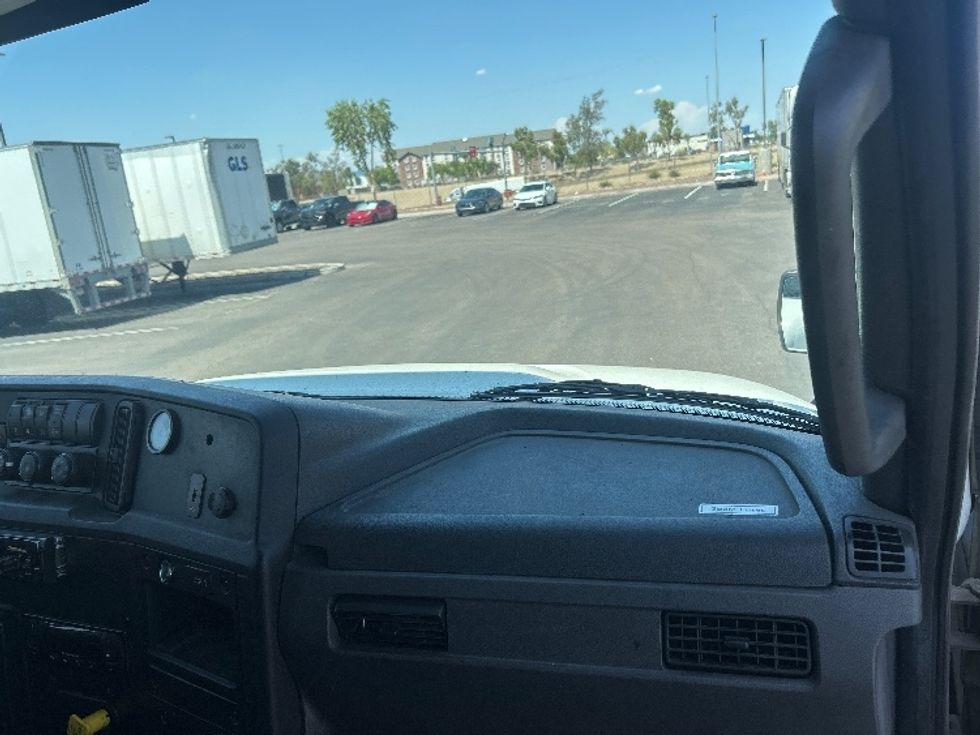 Refrigerated Truck-Light and Medium Duty Trucks-International-2020-MV607-Phoenix-AZ-239,854\n\t\tmiles-$ 34,750 - Image 21