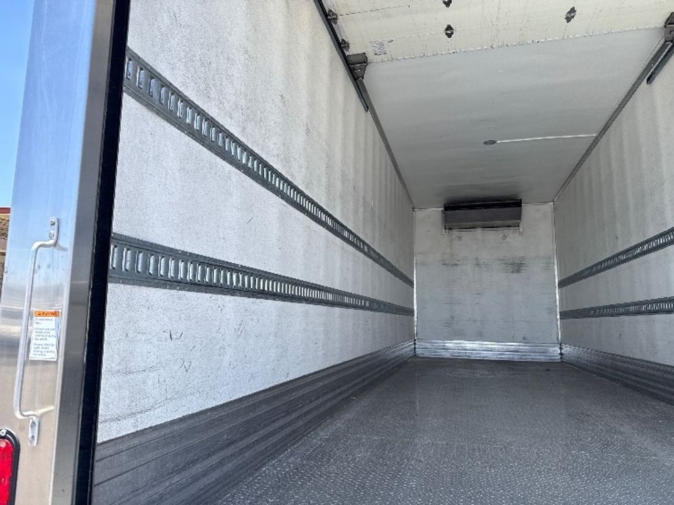 Refrigerated Truck-Light and Medium Duty Trucks-International-2020-MV607-Phoenix-AZ-276,760\n\t\tmiles-$ 45,000 - Image 11