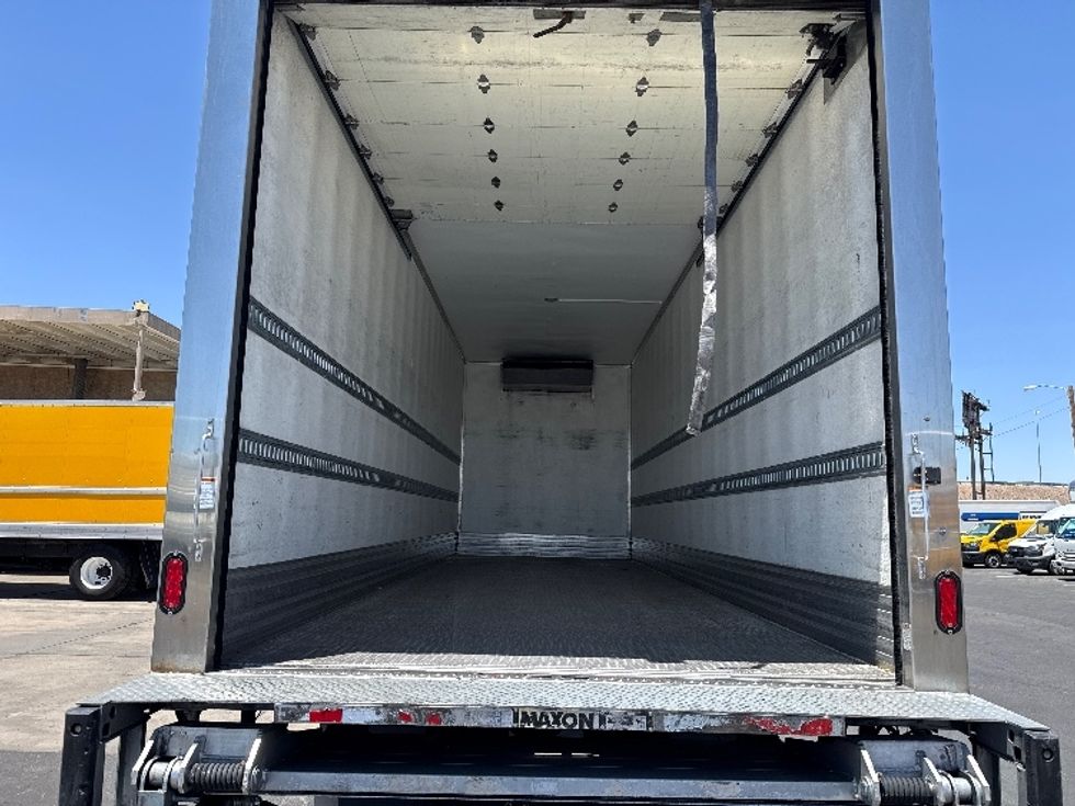Refrigerated Truck-Light and Medium Duty Trucks-International-2020-MV607-Phoenix-AZ-276,760\n\t\tmiles-$ 45,000 - Image 8