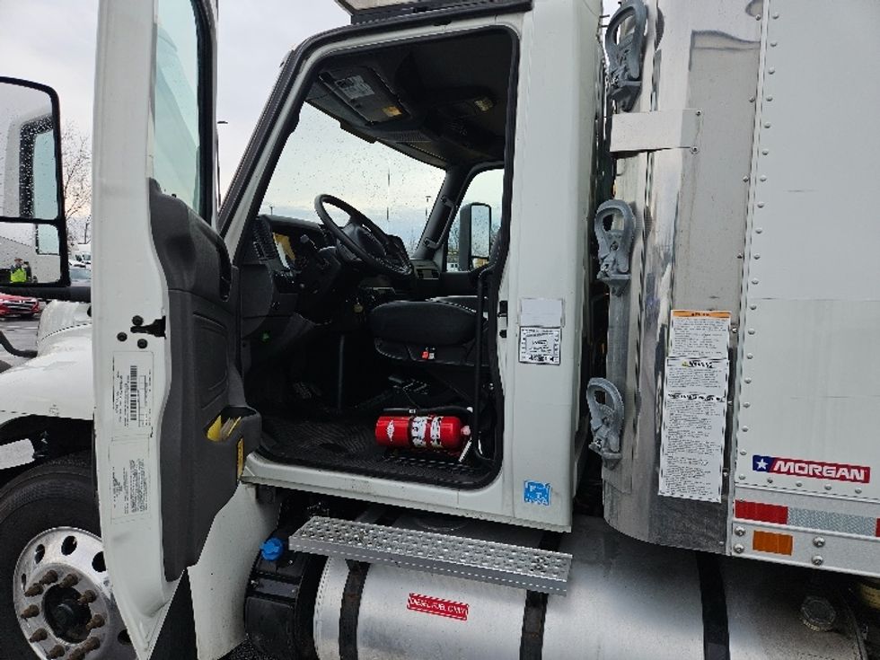 Refrigerated Truck-Light and Medium Duty Trucks-International-2020-MV607-Piqua-OH-191,695\n\t\tmiles-$ 52,750 - Image 16