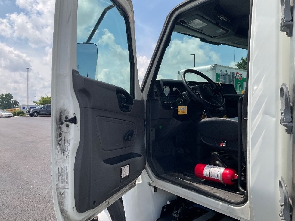 Refrigerated Truck-Light and Medium Duty Trucks-International-2020-MV607-Piqua-OH-209,014\n\t\tmiles-$ 60,000 - Image 15