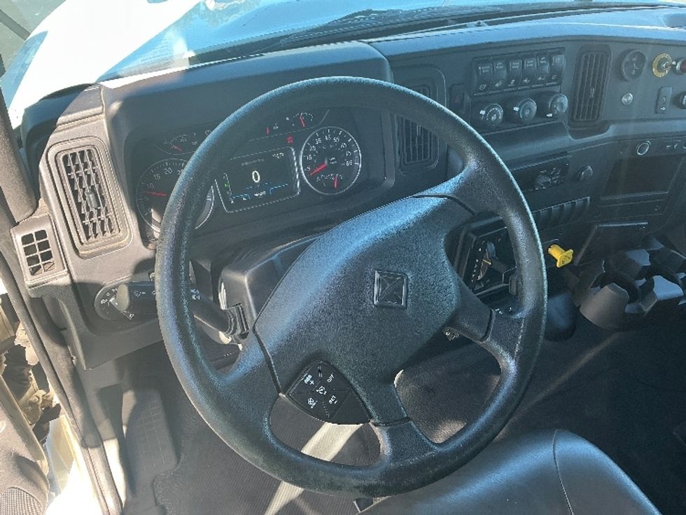 Refrigerated Truck-Light and Medium Duty Trucks-International-2020-MV607-Piqua-OH-262,205\n\t\tmiles-$ 35,500 - Image 17