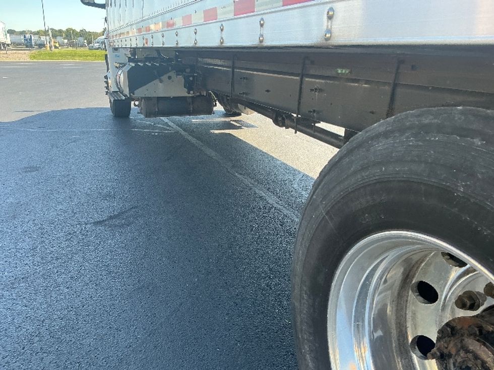 Refrigerated Truck-Light and Medium Duty Trucks-International-2020-MV607-Piqua-OH-262,205\n\t\tmiles-$ 35,500 - Image 5