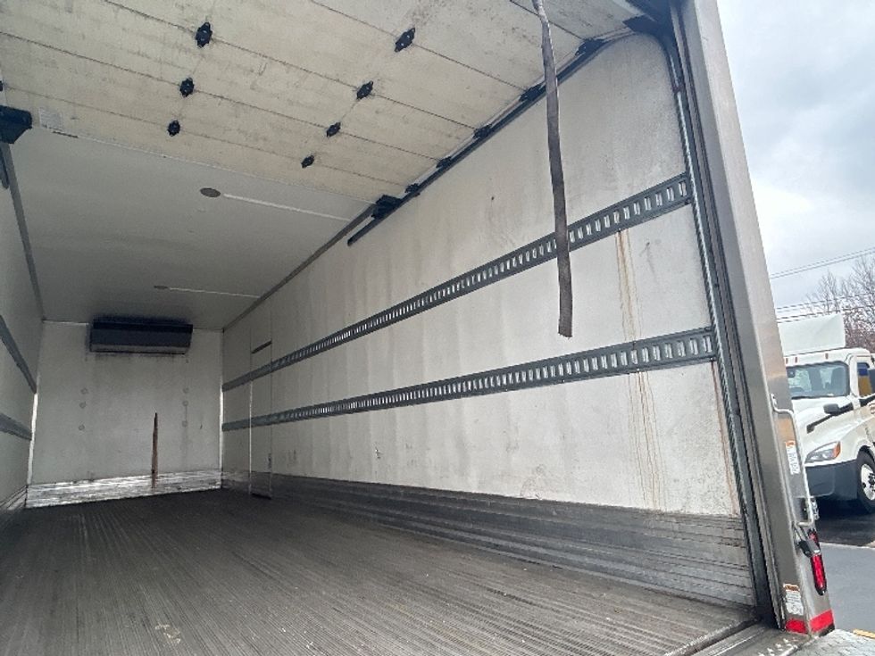 Refrigerated Truck-Light and Medium Duty Trucks-International-2020-MV607-Pittsburgh-PA-126,304\n\t\tmiles-$ 63,750 - Image 12