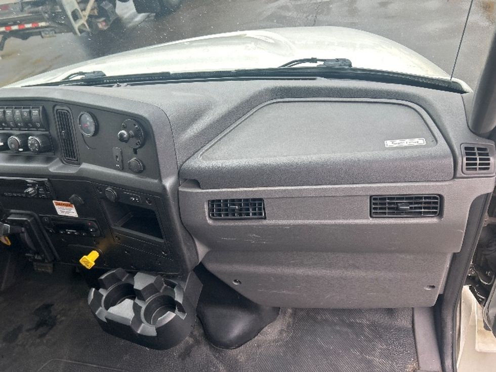 Refrigerated Truck-Light and Medium Duty Trucks-International-2020-MV607-Pittsburgh-PA-126,304\n\t\tmiles-$ 63,750 - Image 21