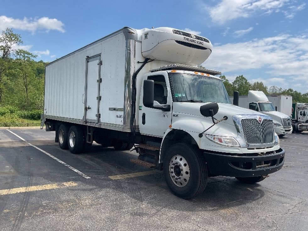Refrigerated Truck-Light and Medium Duty Trucks-International-2020-MV607-Pittsburgh-PA-138,977\n\t\tmiles-$ 58,500 - Image 1
