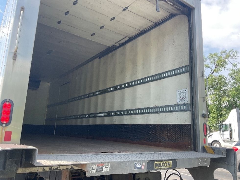 Refrigerated Truck-Light and Medium Duty Trucks-International-2020-MV607-Pittsburgh-PA-138,977\n\t\tmiles-$ 58,500 - Image 12