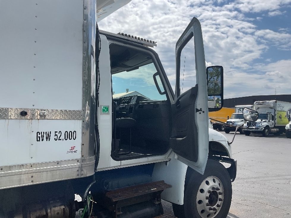 Refrigerated Truck-Light and Medium Duty Trucks-International-2020-MV607-Pittsburgh-PA-138,977\n\t\tmiles-$ 58,500 - Image 20