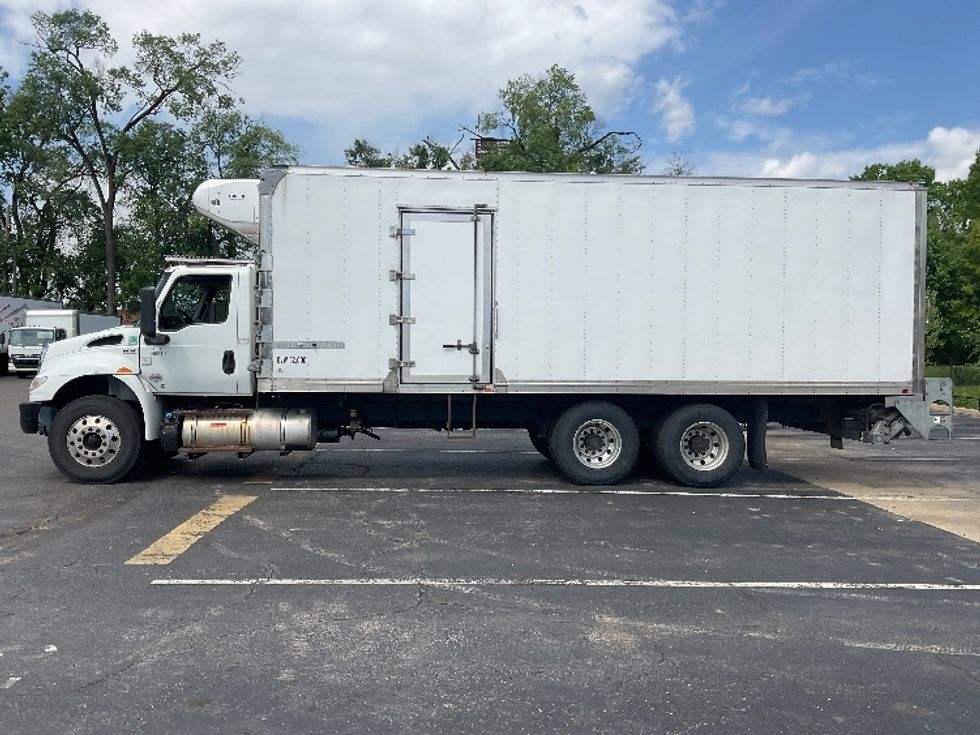 Refrigerated Truck-Light and Medium Duty Trucks-International-2020-MV607-Pittsburgh-PA-138,977\n\t\tmiles-$ 58,500 - Image 4