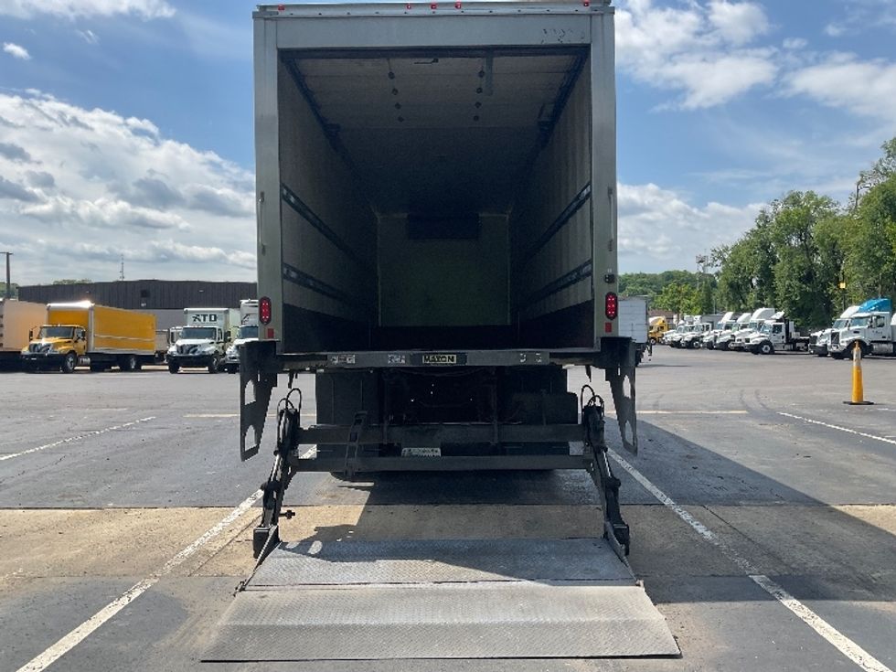 Refrigerated Truck-Light and Medium Duty Trucks-International-2020-MV607-Pittsburgh-PA-138,977\n\t\tmiles-$ 58,500 - Image 9