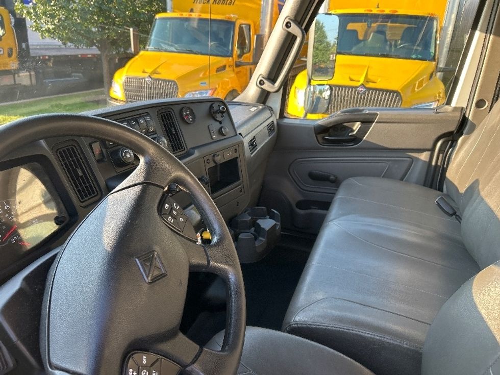 Refrigerated Truck-Light and Medium Duty Trucks-International-2020-MV607-Pittsburgh-PA-184,250\n\t\tmiles-$ 59,750 - Image 17