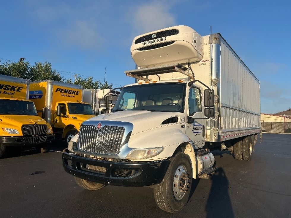 Refrigerated Truck-Light and Medium Duty Trucks-International-2020-MV607-Pittsburgh-PA-184,250\n\t\tmiles-$ 59,750 - Image 3