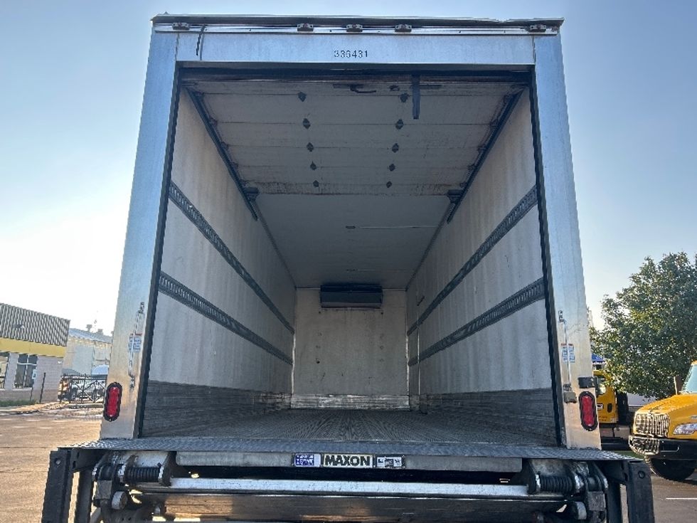 Refrigerated Truck-Light and Medium Duty Trucks-International-2020-MV607-Pittsburgh-PA-184,250\n\t\tmiles-$ 59,750 - Image 8