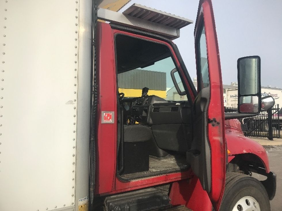 Refrigerated Truck-Light and Medium Duty Trucks-International-2020-MV607-Pittsburgh-PA-238,838\n\t\tmiles-$ 65,750 - Image 20
