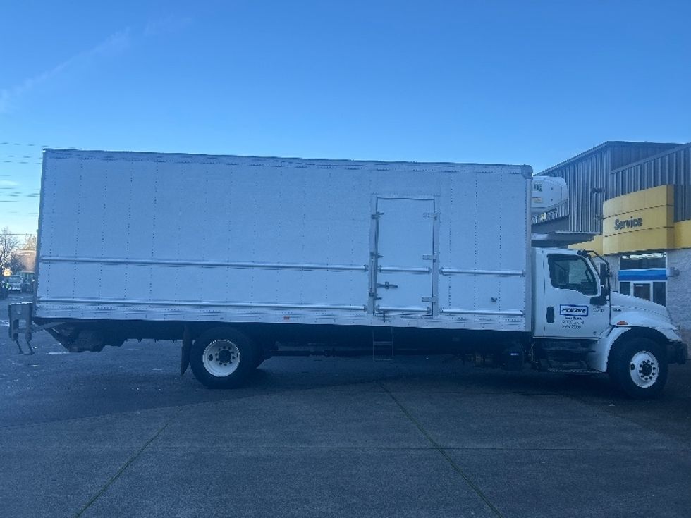 Refrigerated Truck-Light and Medium Duty Trucks-International-2020-MV607-Portland-OR-122,642\n\t\tmiles-$ 66,000 - Image 15